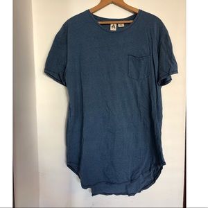 Men’s washed pocket tee